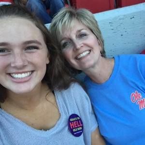 Meet your Posher, Carrie